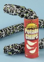 gro�e Chips-Dose mit Schlange