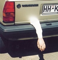 h�ngender Arm
